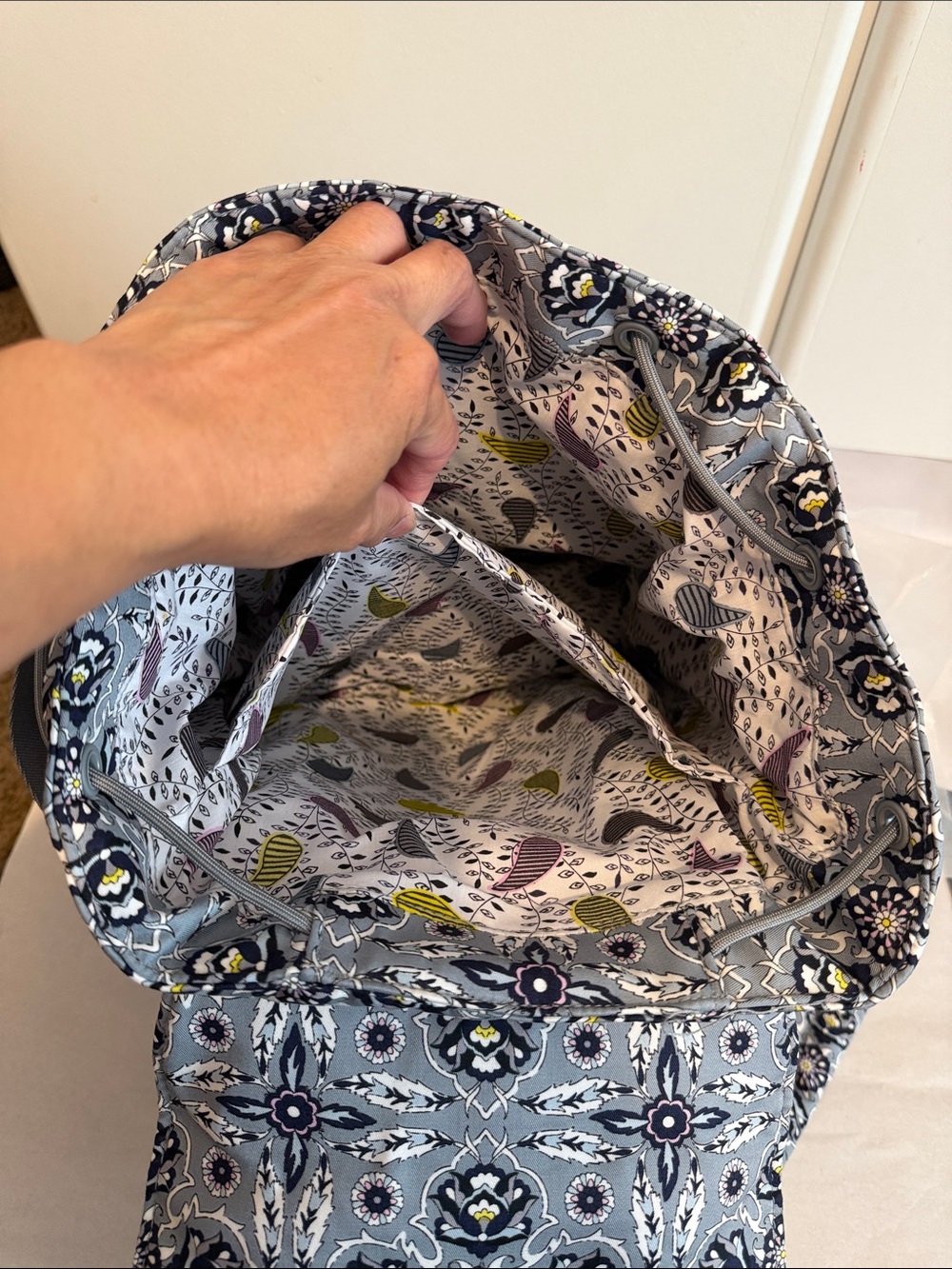 Vera Bradley Backpack - Picture 10 of 13